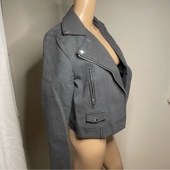 Moto style jacket (not leather) - Picture 8 of 9